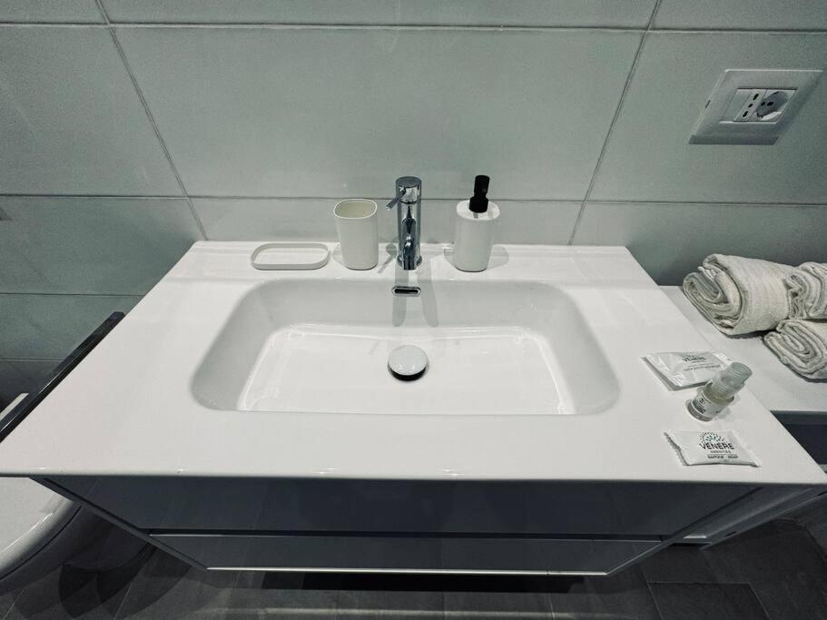 Casa Victoria A Due Passi Dall'Ariston Internet Gratis 산레모 외부 사진